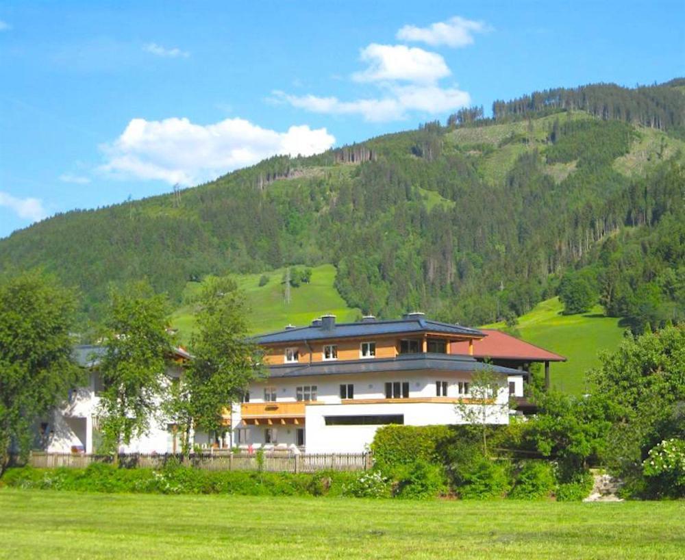 Apartment Riccardo - By Alpen Apartments Kaprun Bagian luar foto