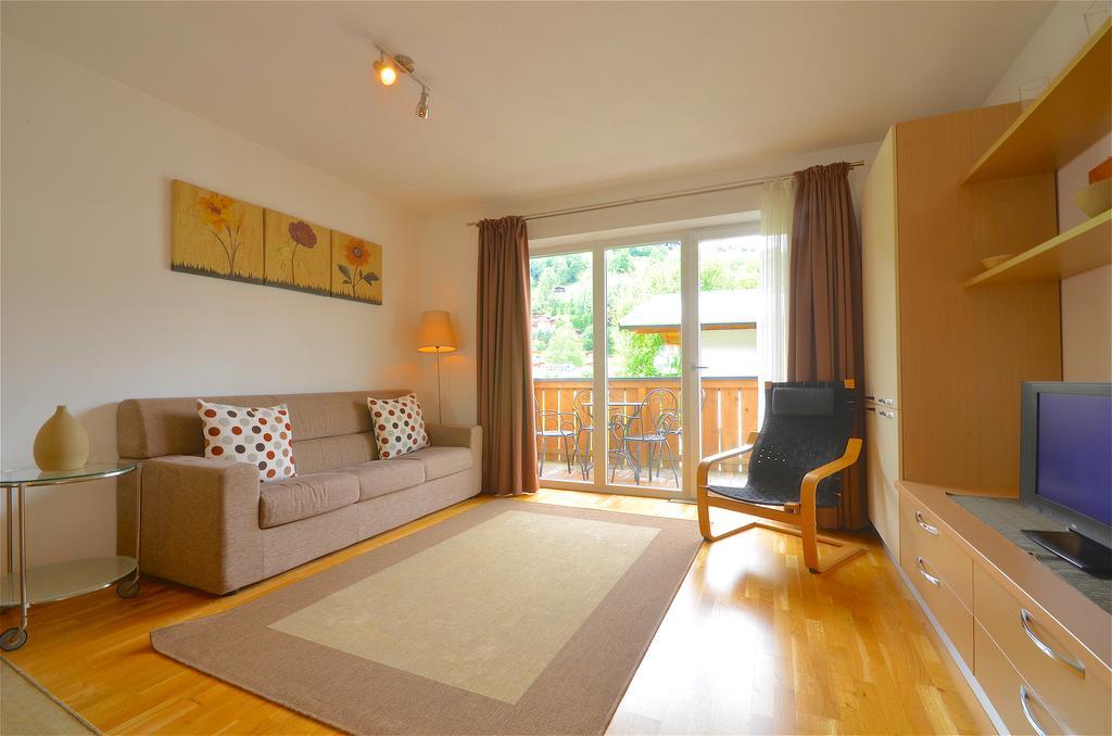 Apartment Riccardo - By Alpen Apartments Kaprun Bagian luar foto